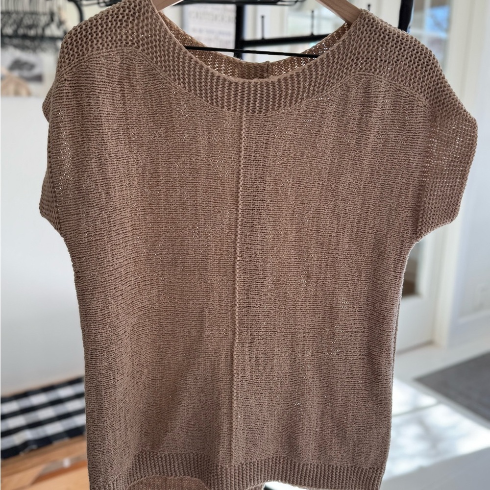 Cable & Gauge Brown Crew Neck Button Back Sweater